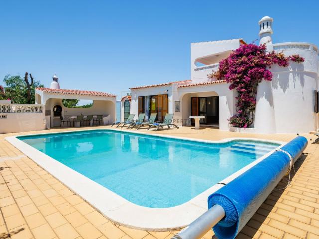 Para venda: Moradia T4 com Vista Mar em Vale do Milho, Carvo. 160m² Lagoa e Carvoeiro