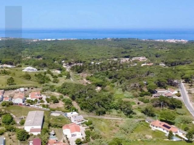 Para venda | Lote de terreno urbano com 409m2 | em Janas, Sintra