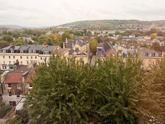 Paragon, Bath BA1, 3 bed flat to rent, £1,875 pcm | PrimeLocation