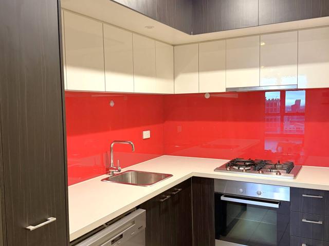 Paragon Real Estate Furnished 2 Bed 2 Bath Apartment in the Heart of Melbourne CBD