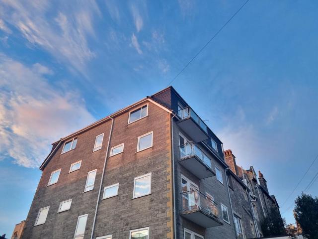Paragon Road, Weston super Mare BS23 1 bed flat to rent £900 pcm £208 pw