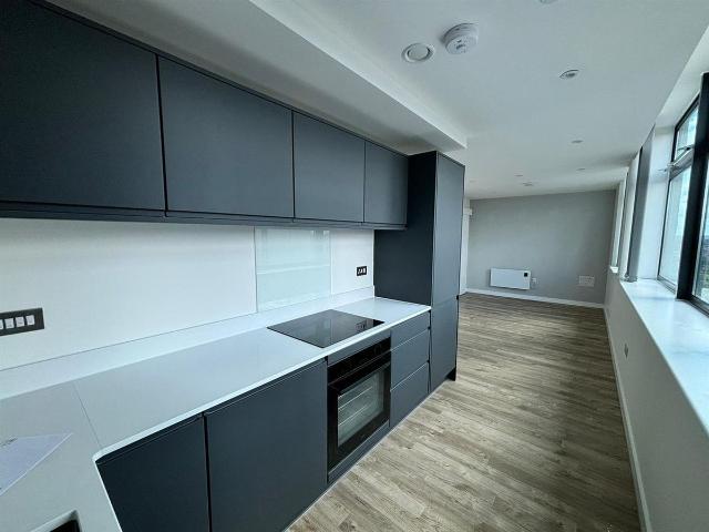 Paragon 802, 48 Seymour Grove M16, 1 bed flat to rent, £1,000 pcm | PrimeLocation