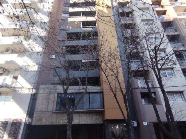 PARAGUAY 2215 04 01