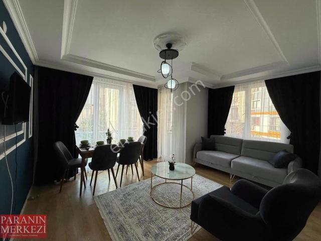 Para'dn Full Yeni Eşyali Cadde Üzeri Ayrı Mutfak 2+1 Geniş Daire