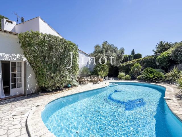 Paradou MAISON D'ARCHITECTE DE CHARME Proche village à p. 196m² Paradou