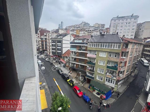 Para'dan Merkezi Konumda Balkonlu Fırsat 3+1 Eşyasız Daire