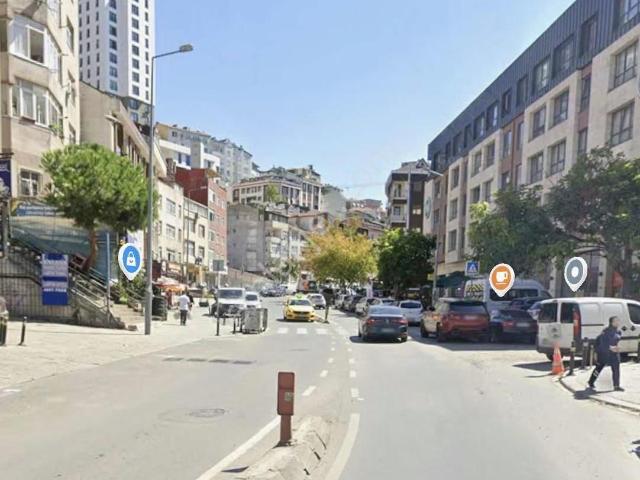 Para'dan 1+1 Tüm Faturalar Dahil Cadde Üzeri Depozitosuz Arakat!