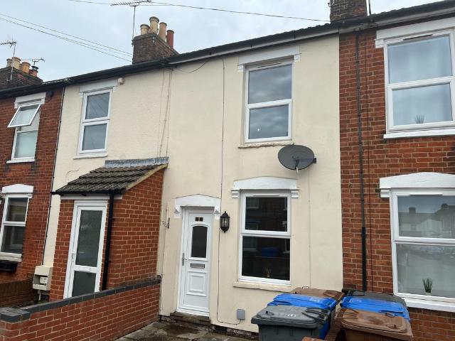 Parade Road Ipswich 2 bed terraced house to rent £1,150 pcm £265 pw