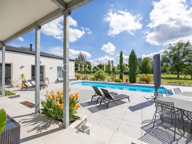 Fabuleuse maison familiale contemporaine et écoresponsable. 329m² Monségur