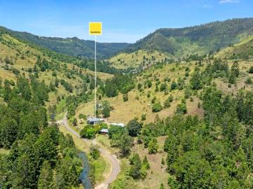 Your Private Valley Escape 85 Minutes from Brisbane, 35 from the Gold Coast