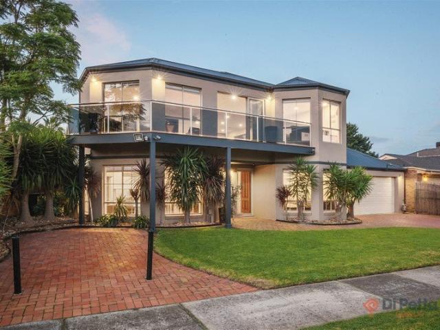 Paradise in Patterson Lakes Family living at its Best