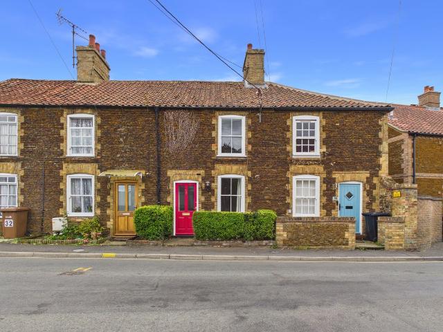 Paradise Road, Downham Market PE38, 2 bed cottage to rent, £825 pcm | PrimeLocation