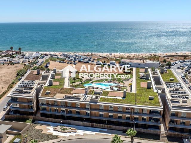 Paraíso à Beira Mar – Apartamentos Elegantes T3 no Empreendimento Mais Exclusivo de Quarteira