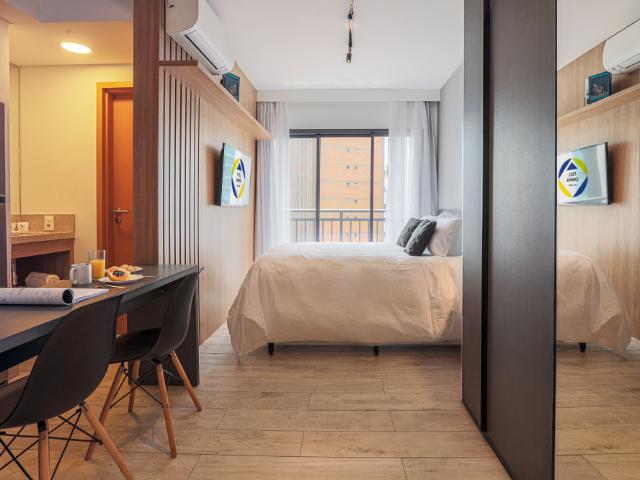 Paraíso Flat 5 by Feel Sampa