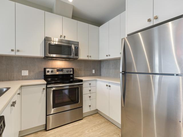 Parallel 1 Apartments PARALLEL ONE APTS 404 Apartment for Rent