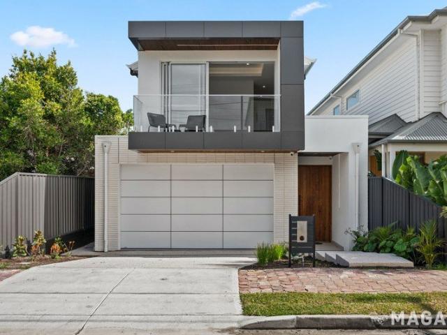 Parallel to South Brighton's Esplanade, a brand new beachside residence awaits it's very first owners