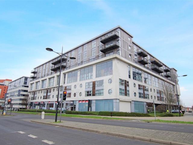 Paramount, Beckhampton Street, Swindon SN1, 1 bed flat to rent, £850 pcm | PrimeLocation