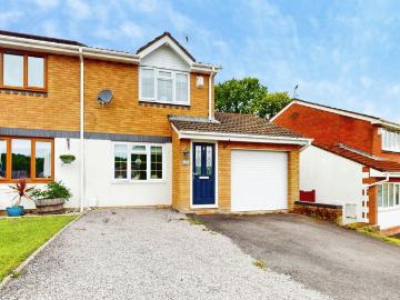 Parc Bryn Derwen, Llanharan, Pontyclun CF72, 2 bed semi detached house to rent, £1,000 pcm | PrimeLocation