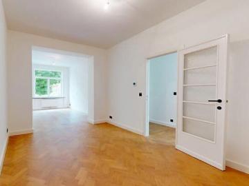 PARC JOSAPHAT: GRAND APPARTEMENT RENOVE 1 CHAMBRE +/ 100M2