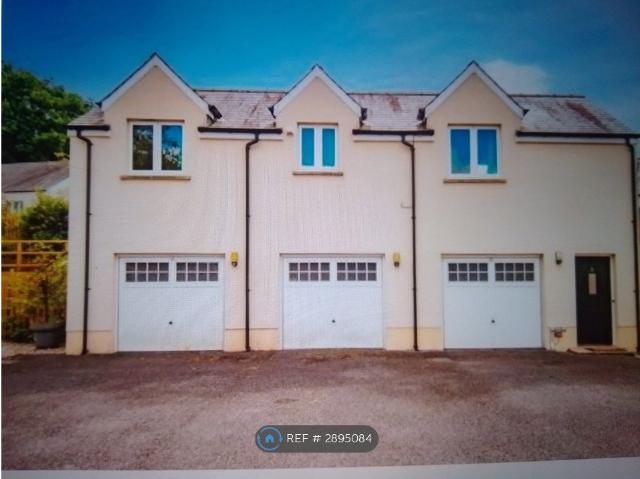 Parc Pencrug, Llandeilo SA19, 2 bed flat to rent, £800 pcm | PrimeLocation