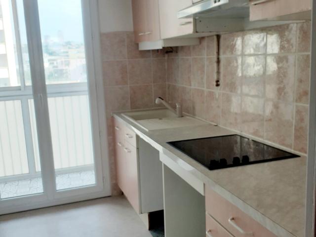 PARC SAINT LOUIS APPARTEMENT 4 PIECES