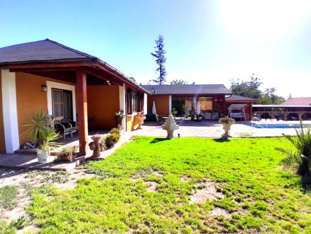 PARCELA CON 2 CASAS EN SANTA RITA, PIRQUE