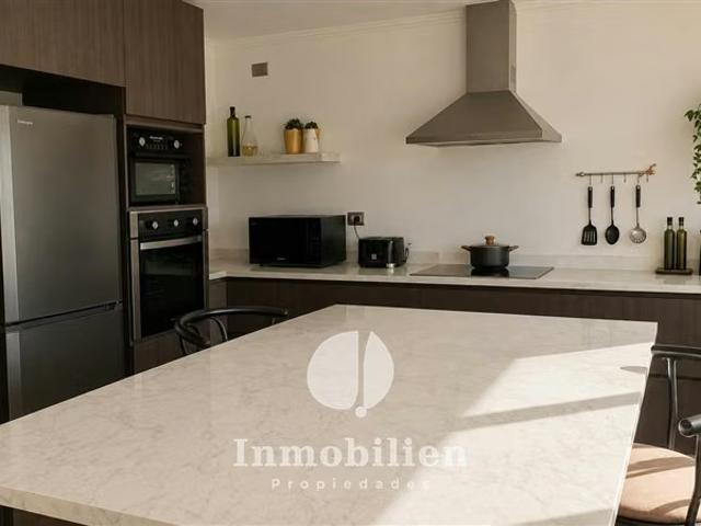 Parcela con casa 4D/3B, salita, quincho, bodega Pichilaguna | 4 dormitorios por 10950.00 en Puerto Varas