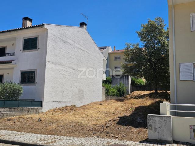 Lote de Terreno no centro de Vila Real