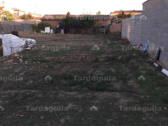 PARCELA DE 1227 METROS PARA HACER SU SEGUNDA VIVIENDA O SU CASA RURAL
