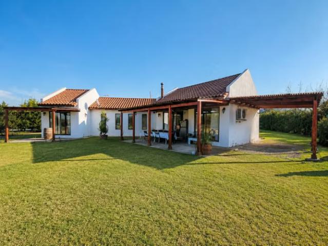 Parcela en valle lumaco rauco | 3 dormitorios por 194000. 00 en Rauco