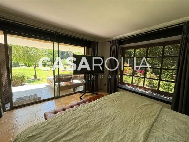 Parcela Santa Cecilia 3D+ ESCRITORIO+2B+PISCINA+QUINCHO | 4 dormitorios por 11000.00 en Colina