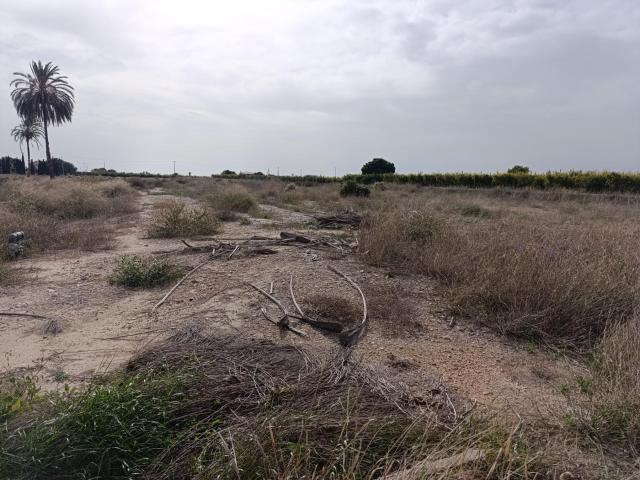 Casa de Campo para hacer varias parcelas
