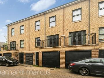 Parchment Close, Mitcham CR4, 3 bed semi detached house to rent, £2,900 pcm | PrimeLocation
