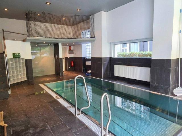 Pärchenhit Altbau Wohnung mit Indoorpool SPA