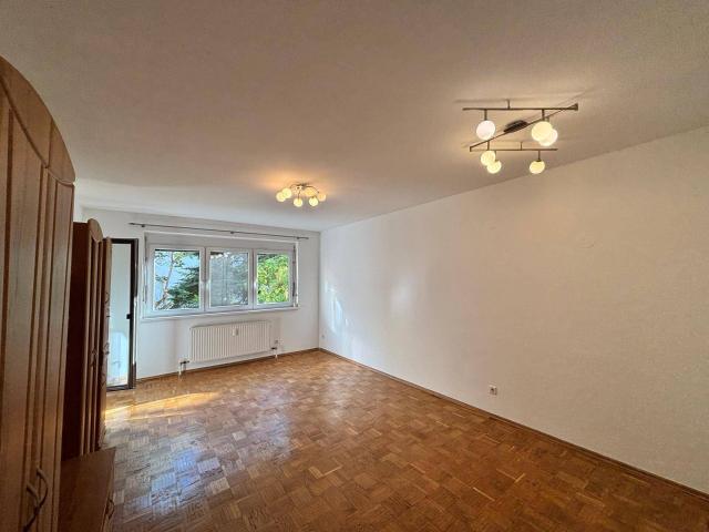 Pärchentraum mit Loggia und Parkplatz