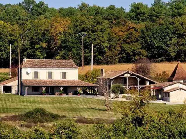 Pardaillan 47120 Achat / Vente maison 9 pièces t9 piscine terrasse