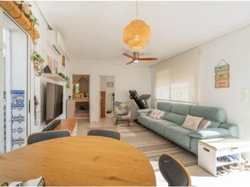 Pareado con jardín de 170m2 y parking en Playa Flamenca