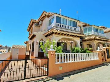 Pareado en venta en Cabo Roig, Alicante Costa Blanca