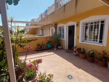 Pareado en venta en La Mata, Alicante Costa Blanca