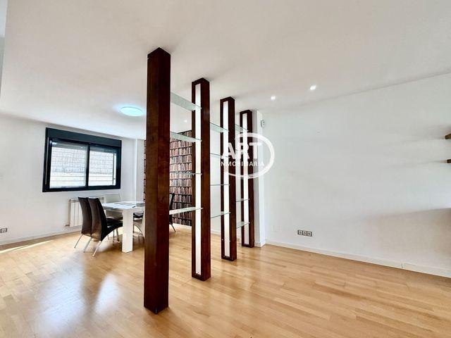 Chalet en venta en La Pobla de Vallbona, Valencia