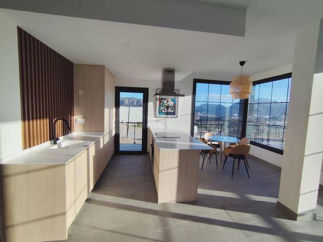 Pareado en venta en Polop, Alicante Costa Blanca