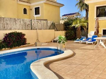 Pareado en venta en Villamartin, Alicante Costa Blanca