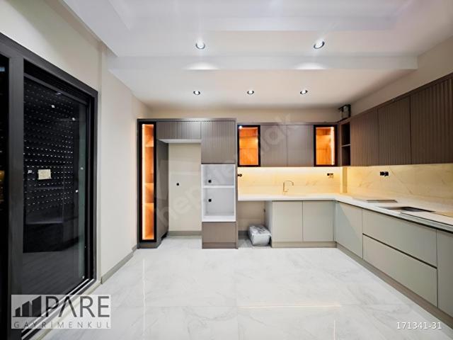 PARE'DEN FERHATLAR YAKINI HAVUZLU SİTE İÇİ LÜX 3+1 DAİRE