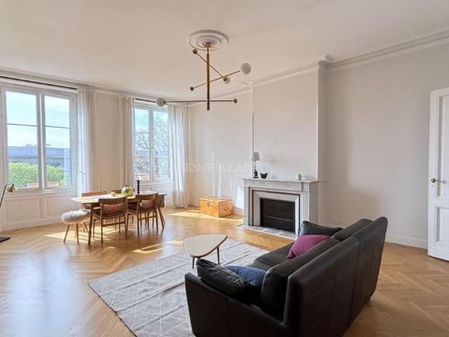 PARFAIT ÉTAT & LUMINEUX IDÉAL POUR PIED A TERRE