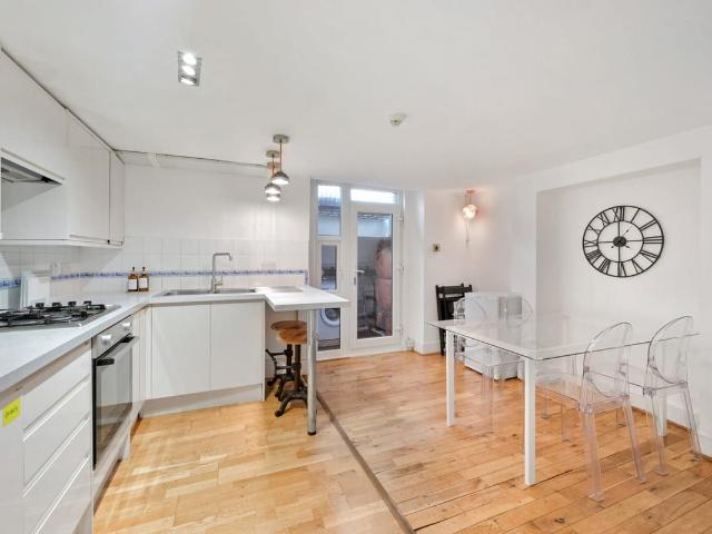 Parfett Street, Aldgate East E1, 6 bed terraced house to rent, £5,700 pcm | PrimeLocation