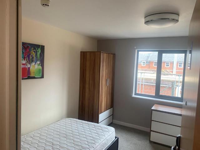 Parham Road, Canterbury 6 bed private hall to rent £628 pcm £145 pw