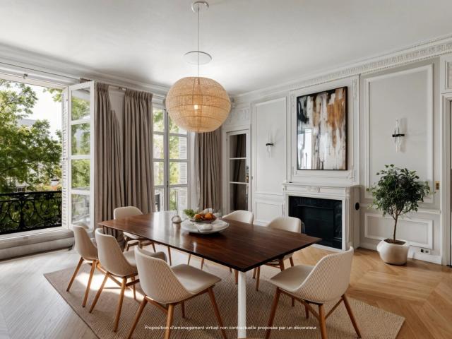 Paris 4e SAINT PAUL / QUAI HENRI IV Appartement en duplex à vendre 14 pièces 397,86m² Carrez 433,94m² au sol 5 chambres Vue sur la Seine
