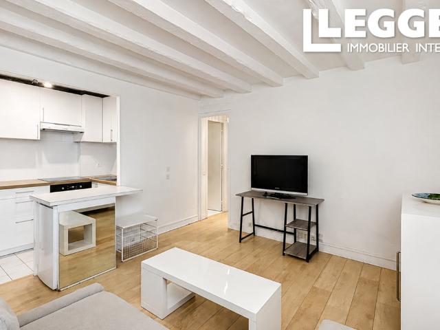 Paris 5e – Appartement 2 pièces de caractère au calme sur cour