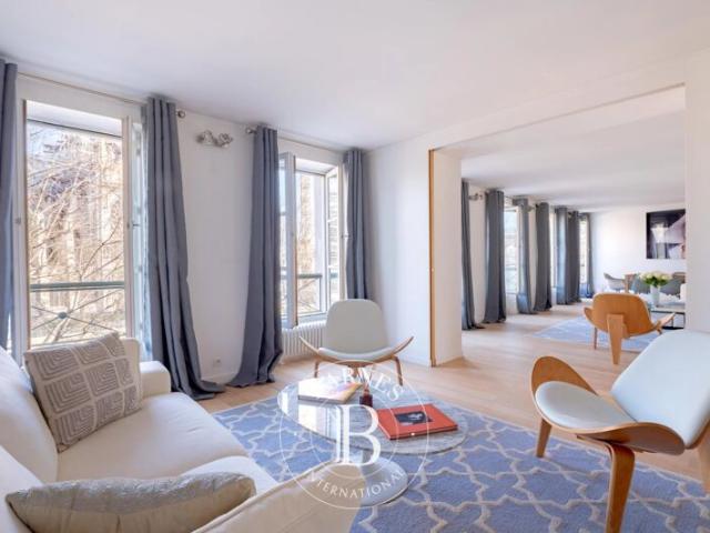 Paris 5ème, Appartement 2 Chambres 92 m² en location