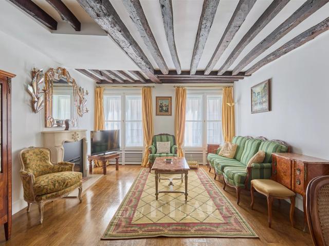 Paris 6 Saint Germain des Prés Rue de Seine, Pied à terr. 66m² Paris 6ème
